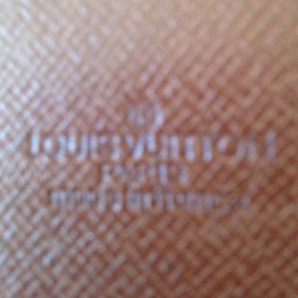 Louis Vuitton vintage authentic wallet - Picture 4 of 4